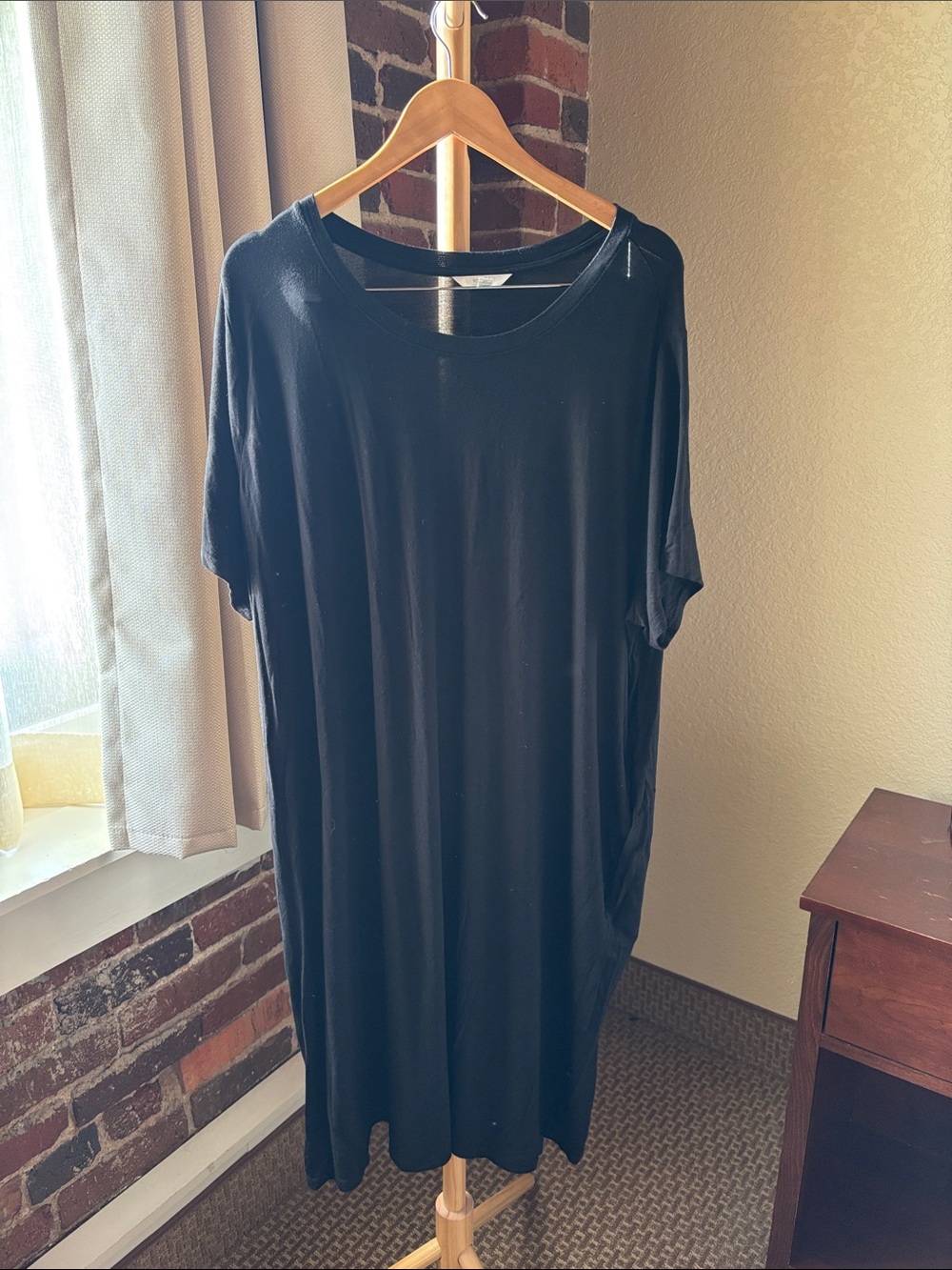 Terra & Sky Black Midi T-Shirt Dress